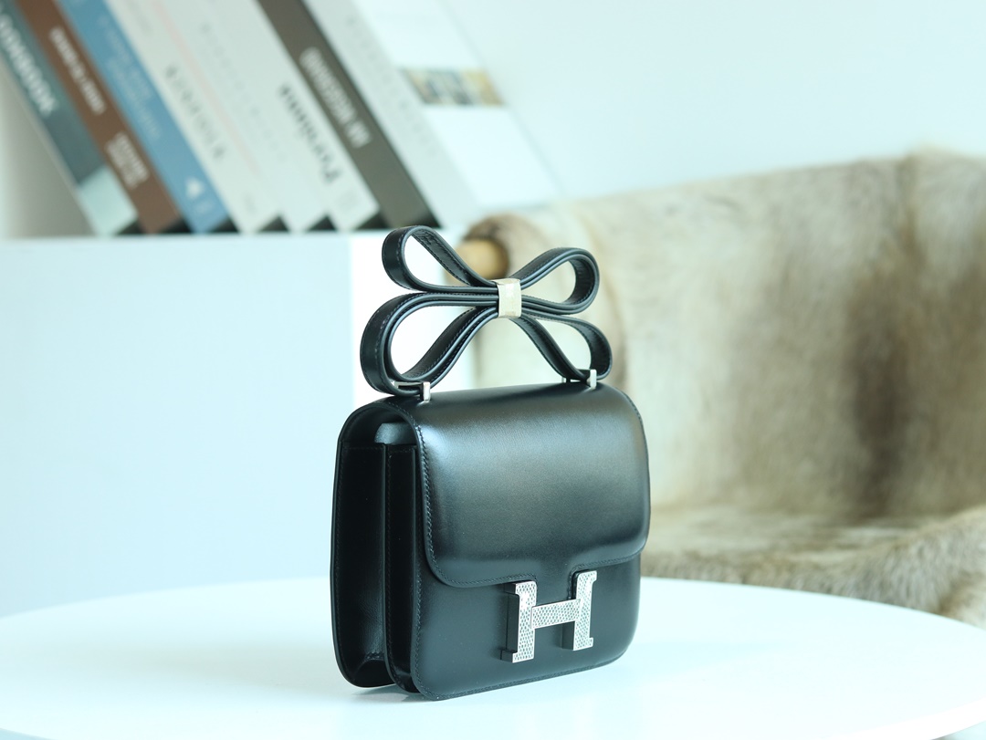 【 STOCK 】HERMES CONSTANCE 18 89NOIR BOX