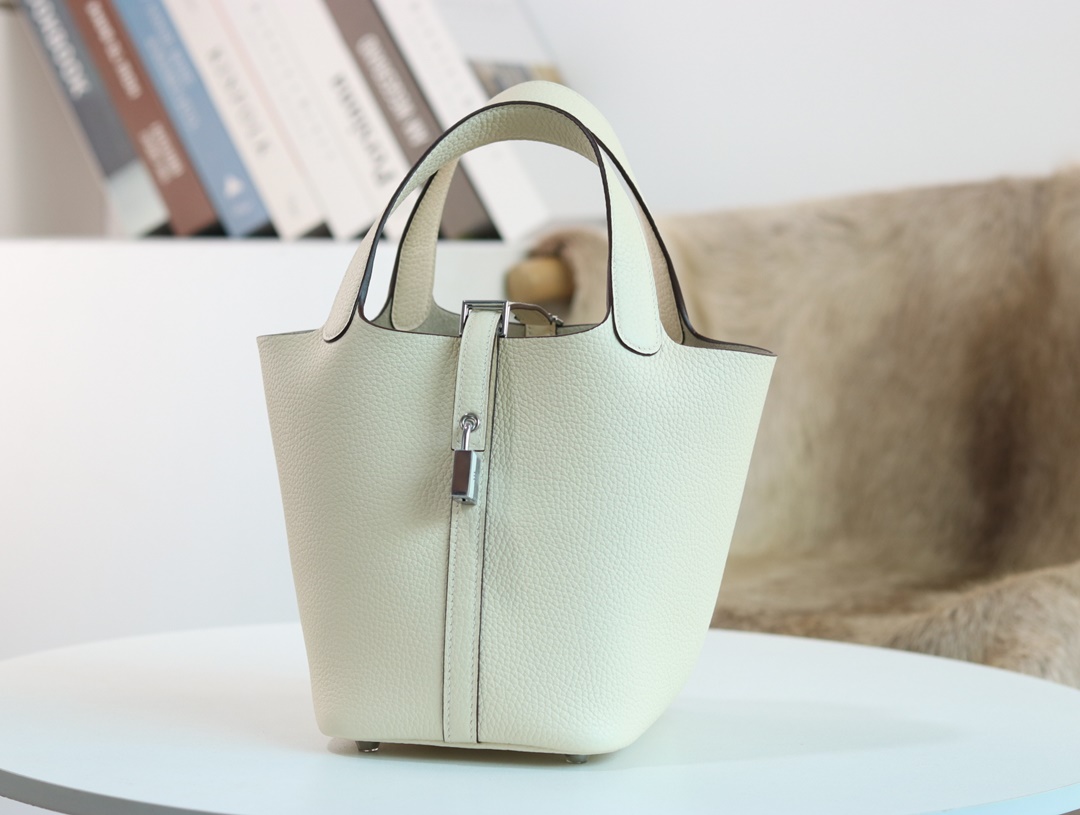 【 STOCK 】HERMES Picotin Lock 18cm Clemence i2 Nata PHW