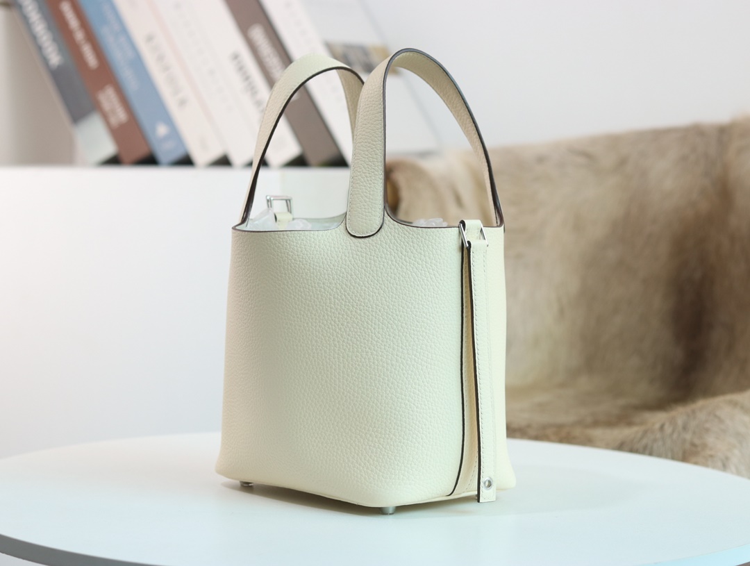【 STOCK 】HERMES Picotin Lock 18cm Clemence i2 Nata PHW