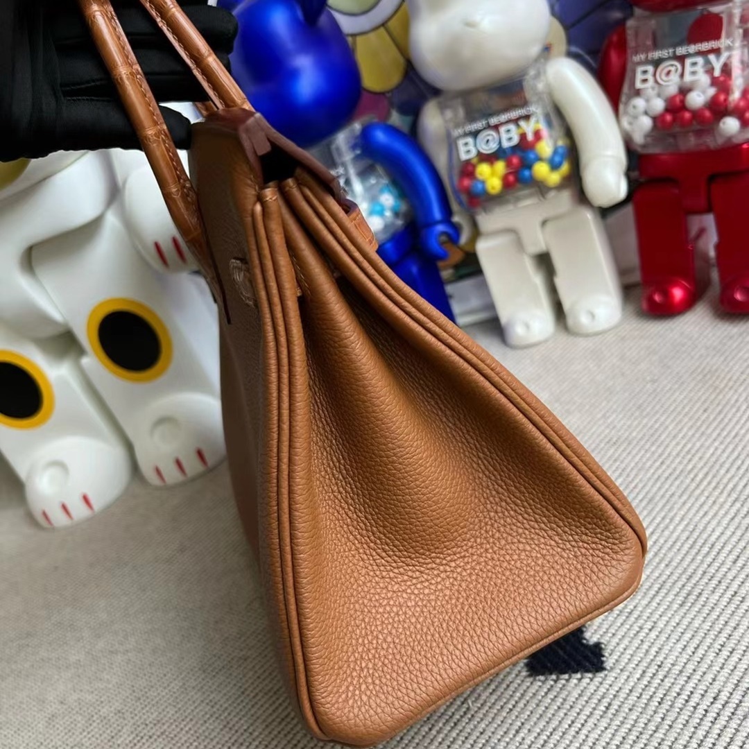 Hermès Birkin 25cm Touch Togo  Matte Alligator Crocodile 37 Gold  All hand sewing