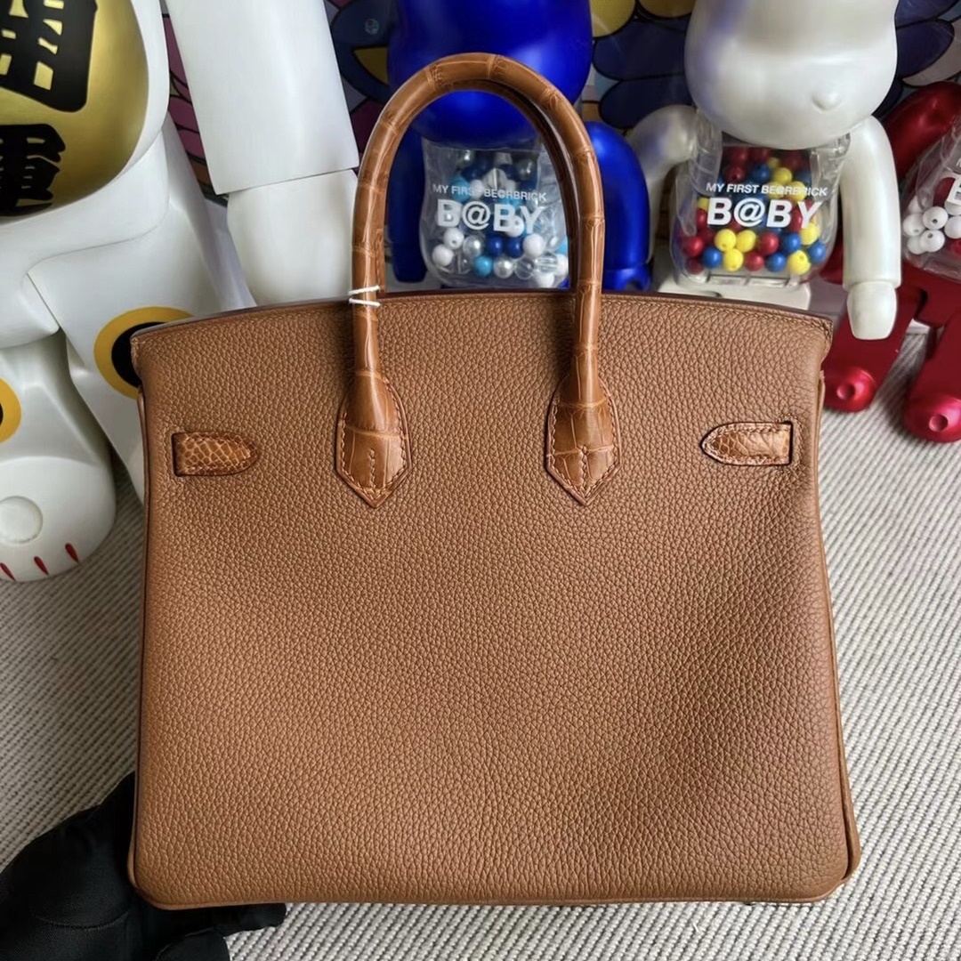 Hermès Birkin 25cm Touch Togo  Matte Alligator Crocodile 37 Gold  All hand sewing