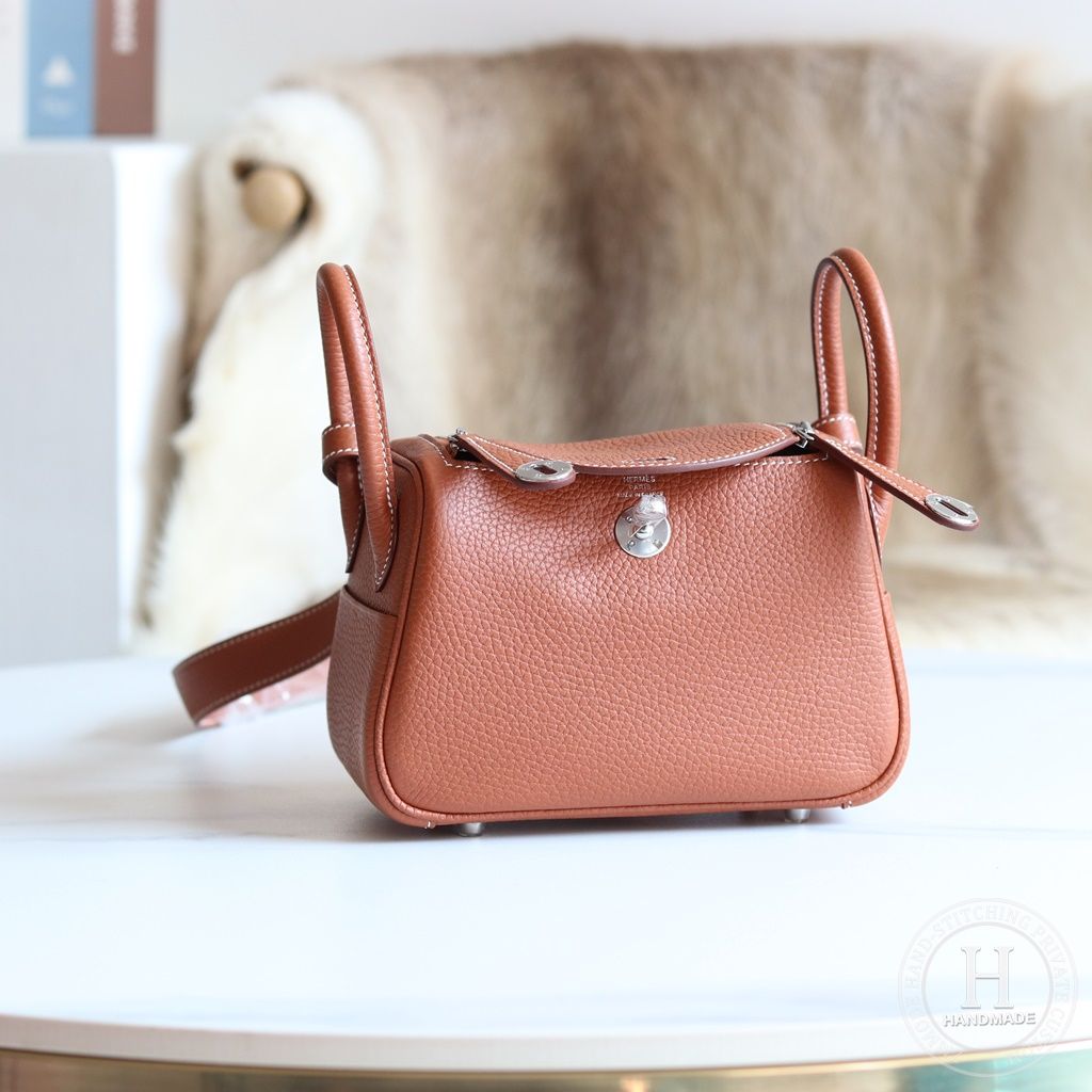 Replica Hermes Mini Lindy Handmade Bag In Gold Ostrich Leather