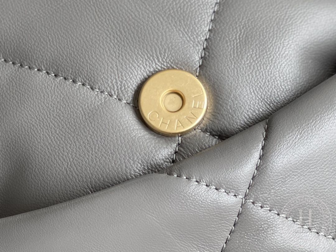 CHANEL 19BAG 26CM