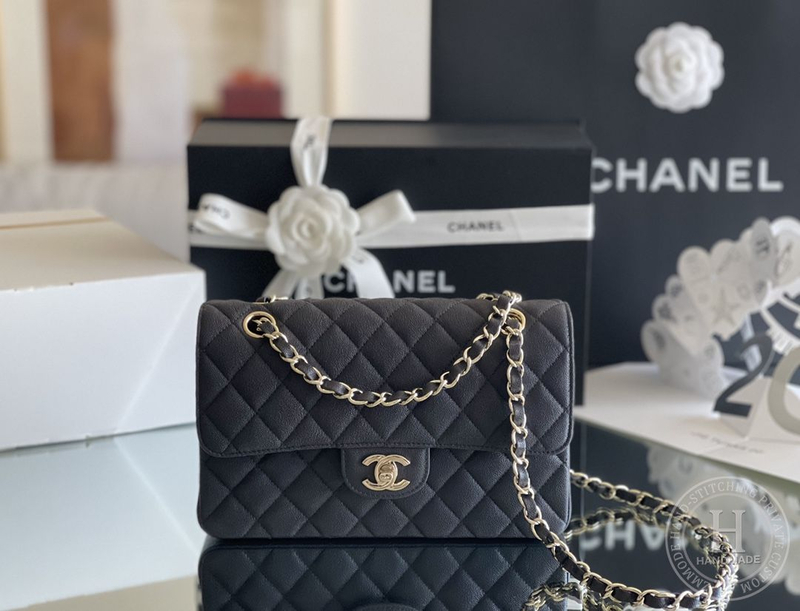 Caviar Quilted Small Double Flap Black-9937