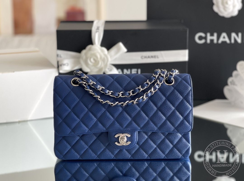 CLASSIC FLAP 25.5 × 15.5 × 6.5 cm HAAS LEATHER 电光蓝-6904