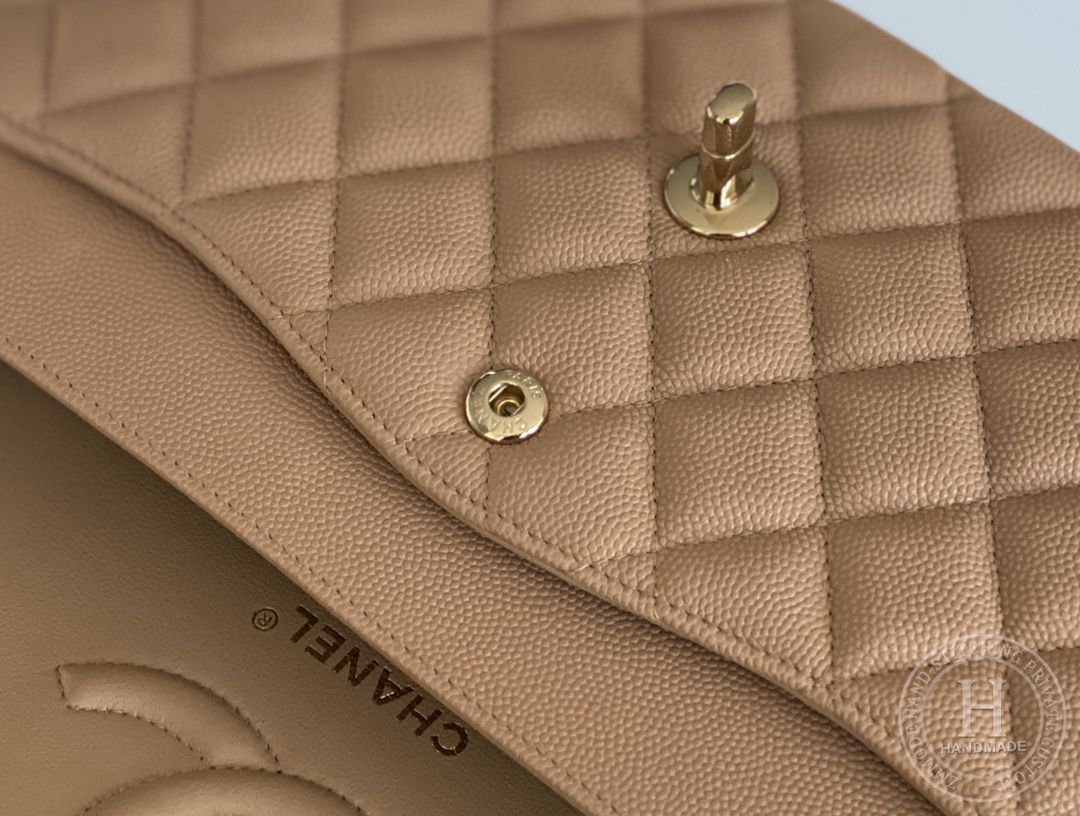 CLASSIC FLAP 25.5 × 15.5 × 6.5 cm ZP LEATHER 杏色浅金扣
