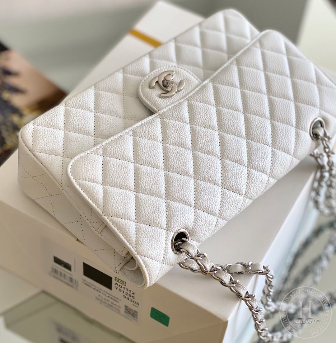 CLASSIC FLAP 25.5 × 15.5 × 6.5 cm HAAS LEATHER 翡翠绿-8035