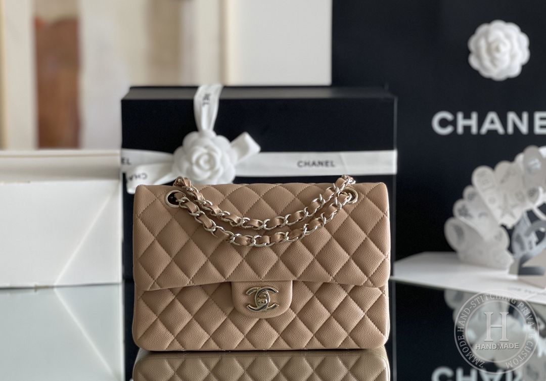 CLASSIC FLAP 23× 14.5 × 6 cm ZP LEATHER 杏色浅金扣 CLASSIC FLAP 23× 14.5 × 6 cm ZP LEATHER 杏色浅金扣