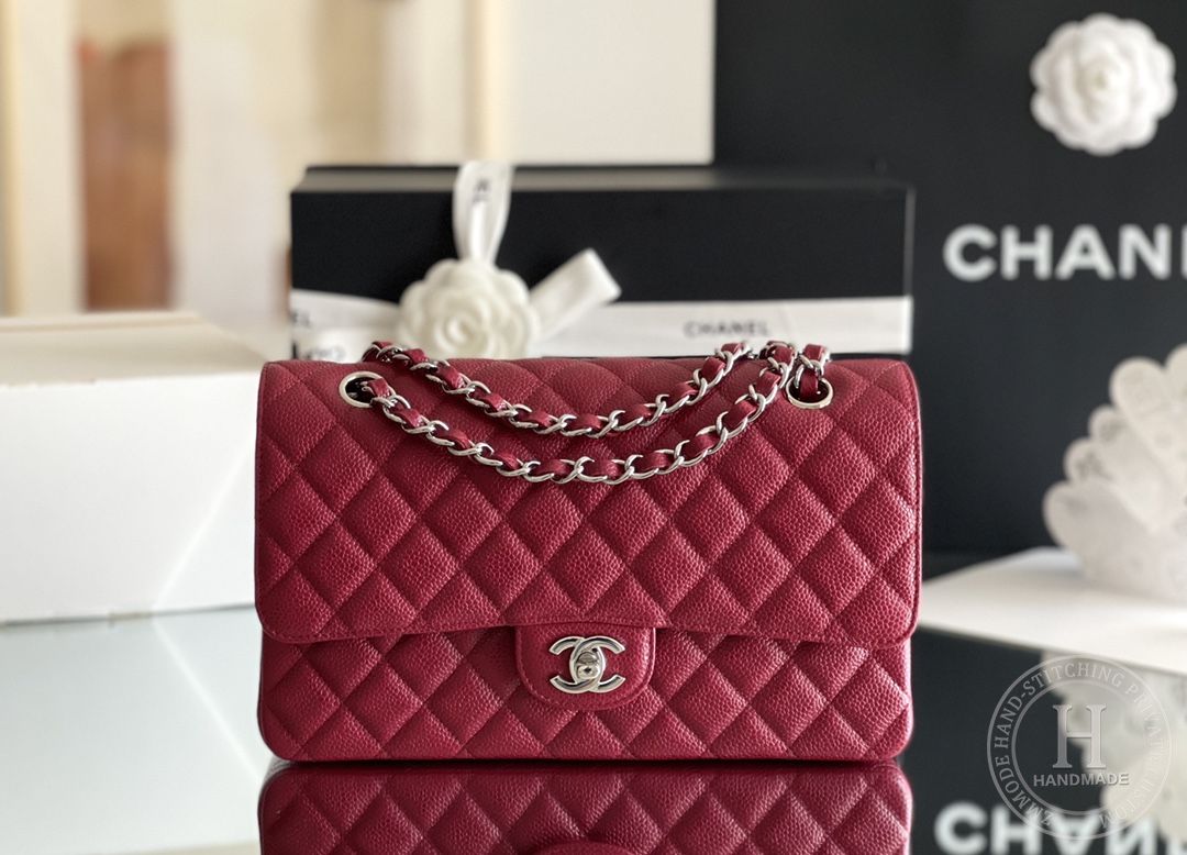 CLASSIC FLAP 25.5 × 15.5 × 6.5 cm RED