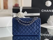 CLASSIC FLAP 25.5 × 15.5 × 6.5 cm HAAS LEATHER 电光蓝-6904