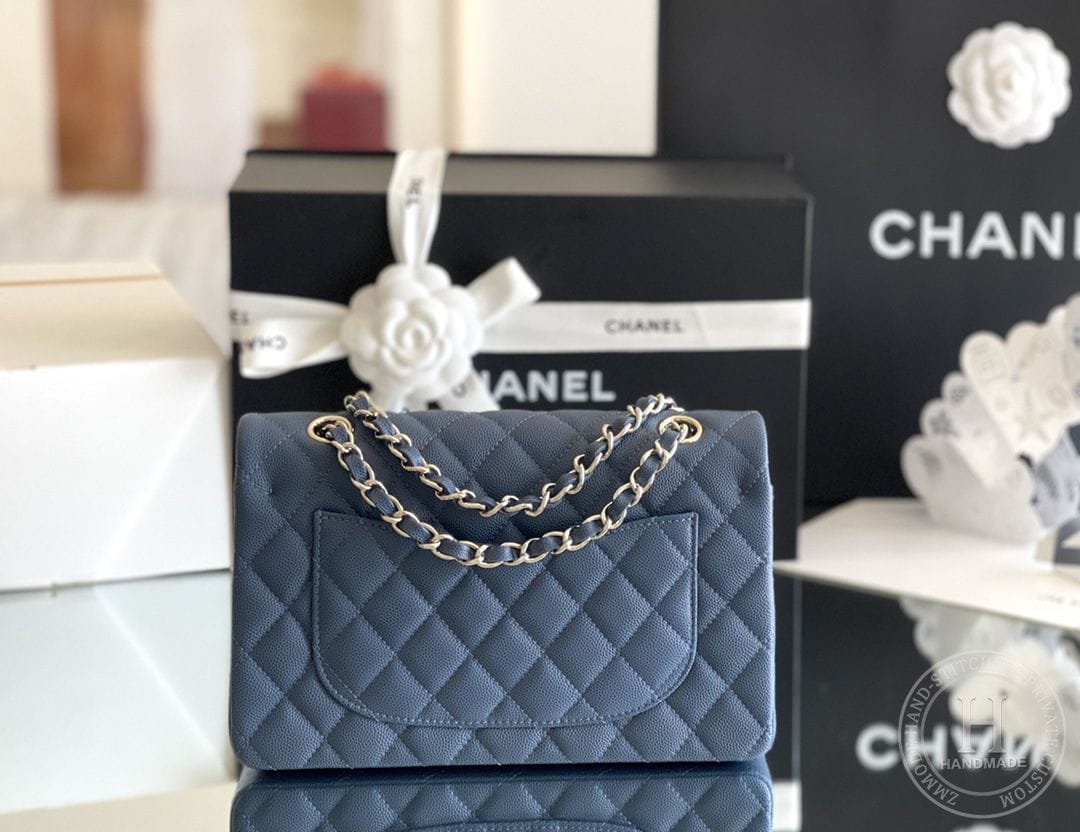 CLASSIC FLAP 23× 14.5 × 6 cm ZP LEATHER 杏色浅金扣-9915