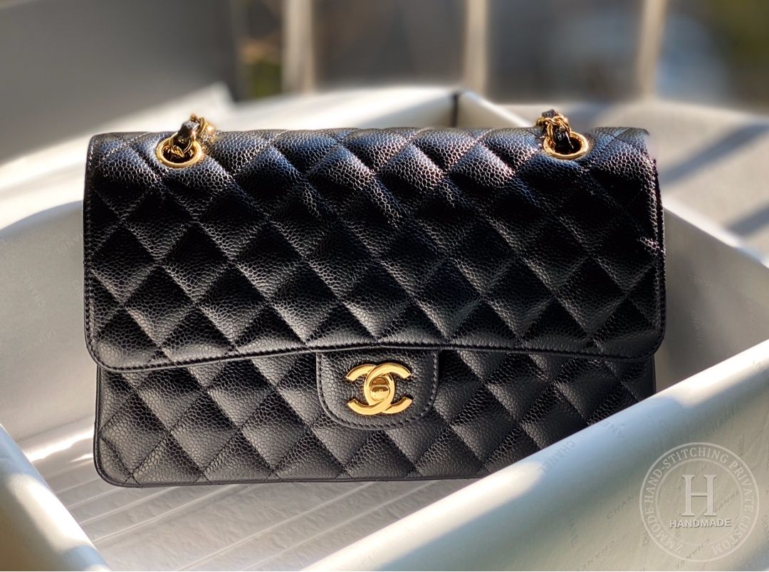 CLASSIC FLAP 25.5 × 15.5 × 6.5 cm HAAS LEATHER 白色鱼子酱-9155