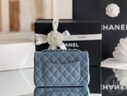 Lambskin Quilted Mini Square Flap（灰色）-2976