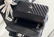 CLASSIC FLAP 25.5 × 15.5 × 6.5 cm GR LEATHER 玫红浅金扣-3582