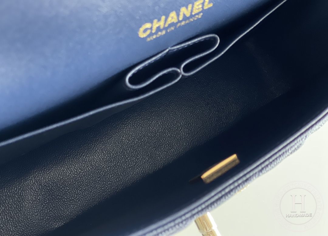 CLASSIC FLAP 23× 14.5 × 6 cm ZP LEATHER 深夜蓝浅金扣 CLASSIC FLAP 23× 14.5 × 6 cm ZP LEATHER 深夜蓝浅金扣