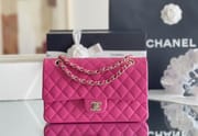 CLASSIC FLAP 25.5 × 15.5 × 6.5 cm HAAS LEATHER 经典黑PHW-0171