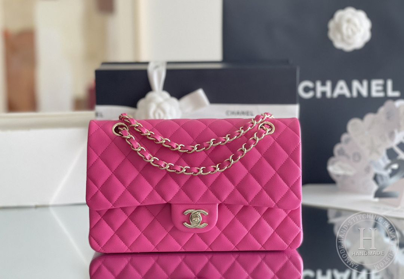 CLASSIC FLAP 25.5 × 15.5 × 6.5 cm HAAS LEATHER 经典黑PHW-0171