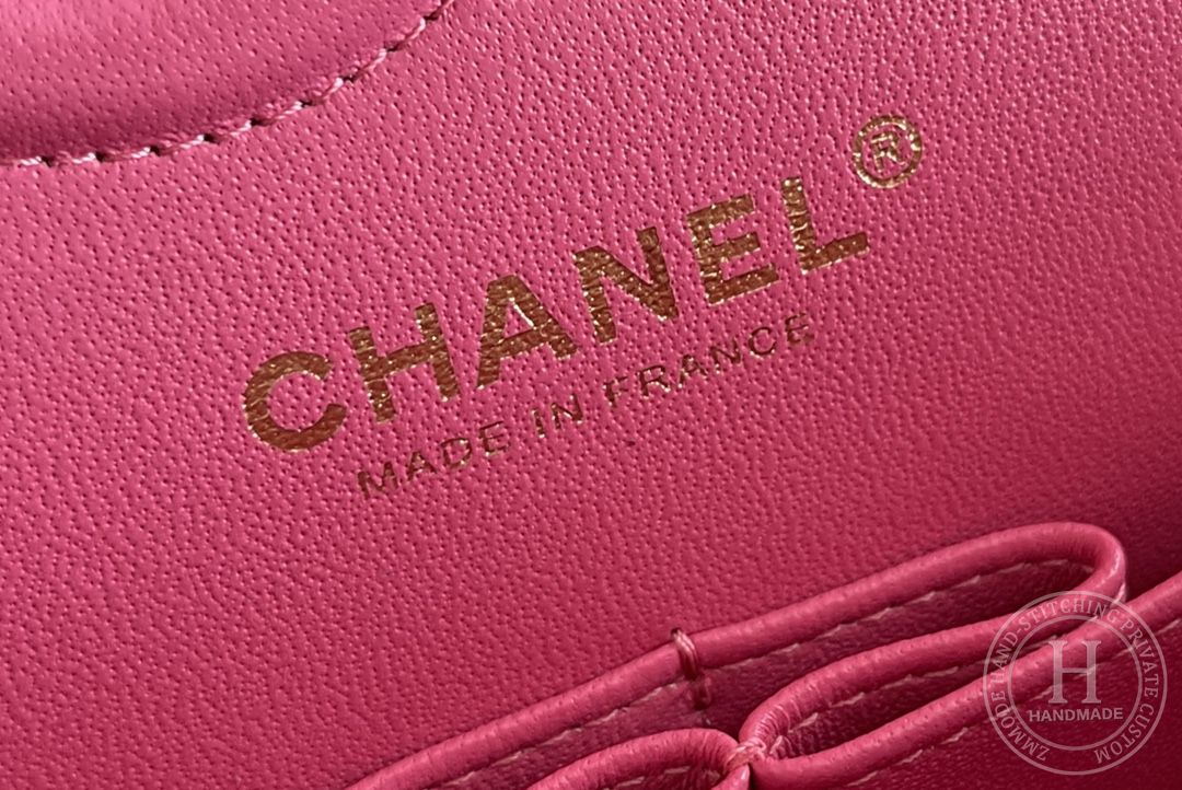 CLASSIC FLAP 12× 20 × 6 cm GR LEATHER 玫红浅金扣 CLASSIC FLAP 12× 20 × 6 cm GR LEATHER 玫红浅金扣