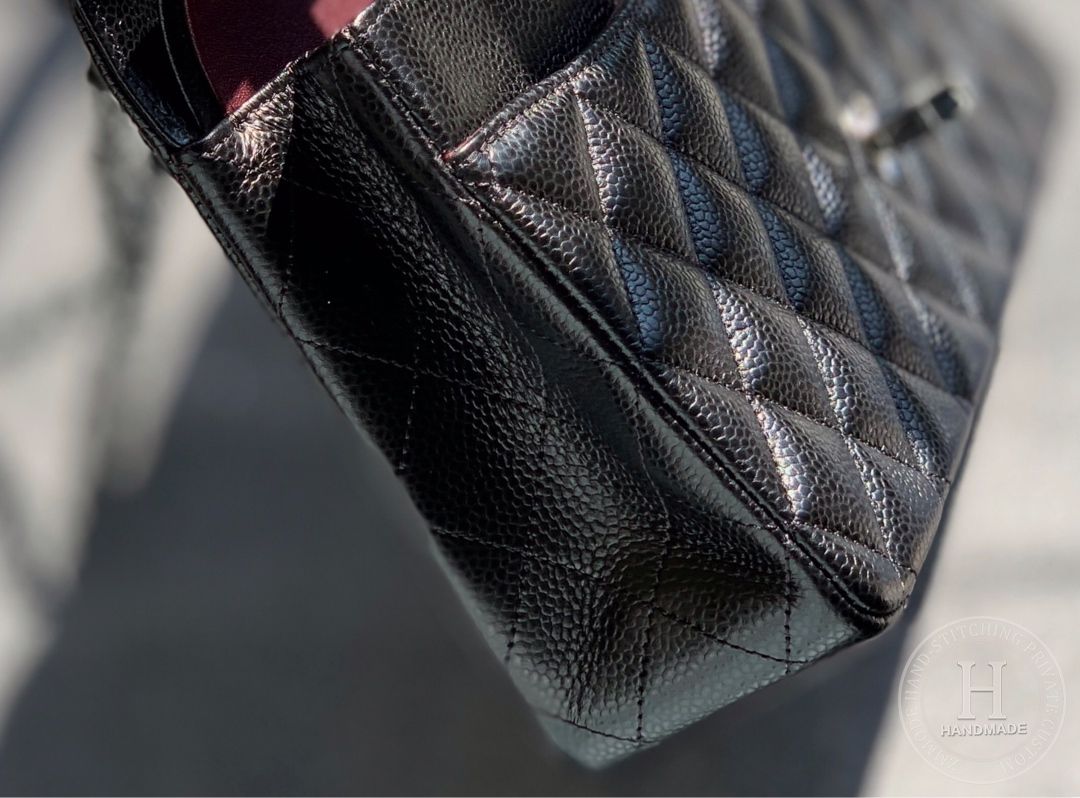 CLASSIC FLAP 25.5 × 15.5 × 6.5 cm HAAS LEATHER 经典黑-9339