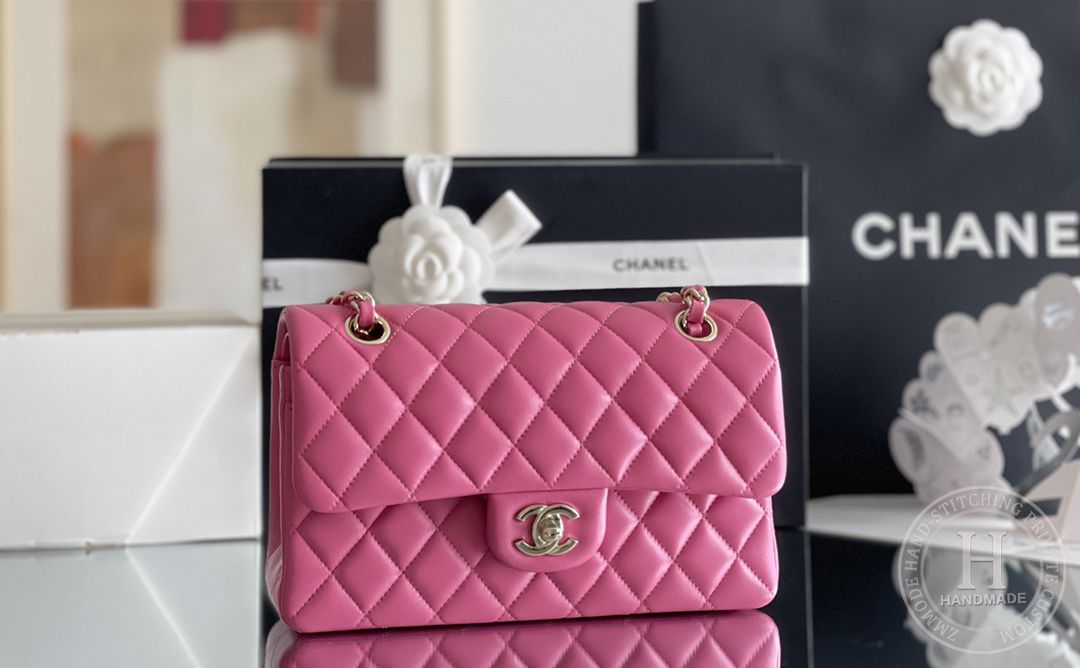 CLASSIC FLAP 12× 20 × 6 cm GR LEATHER 玫红浅金扣 CLASSIC FLAP 12× 20 × 6 cm GR LEATHER 玫红浅金扣