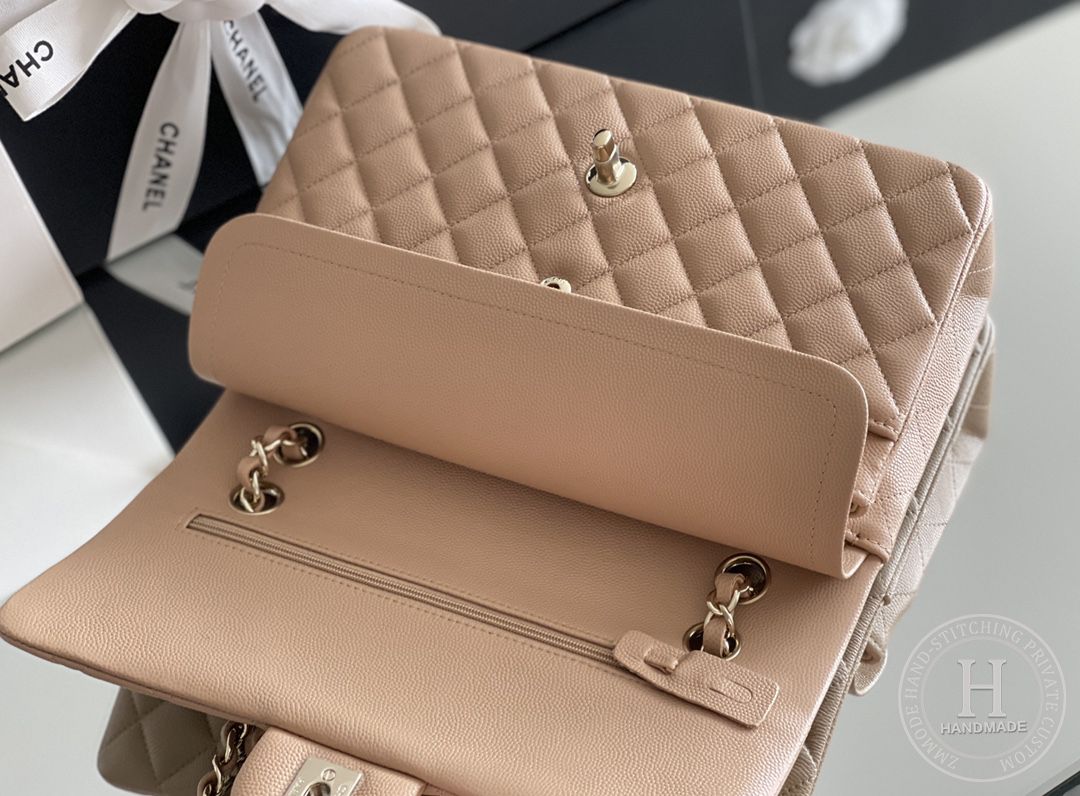 CLASSIC FLAP 25.5 × 15.5 × 6.5 cm ZP LEATHER 杏色浅金扣