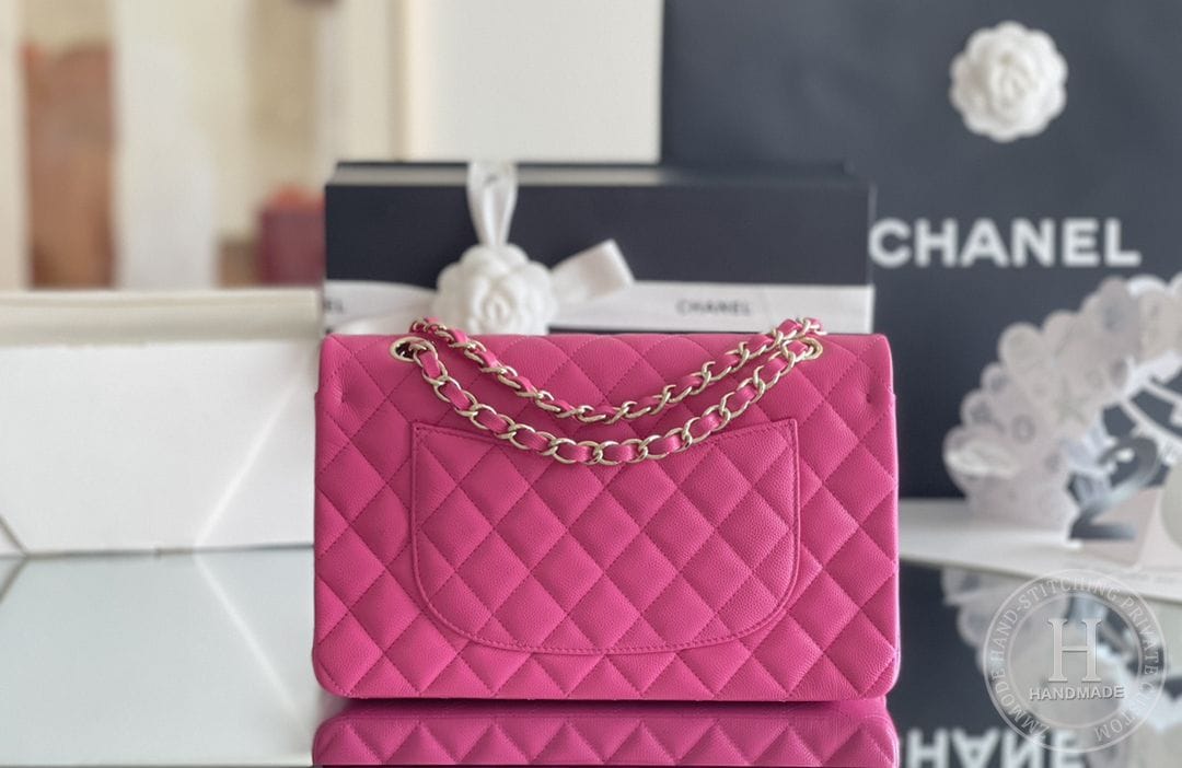 CLASSIC FLAP 25.5 × 15.5 × 6.5 cm HAAS LEATHER 经典黑PHW-0171