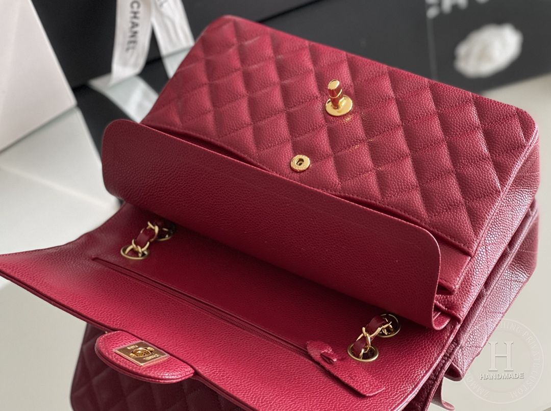 CLASSIC FLAP 25.5 × 15.5 × 6.5 cm HAAS LEATHER RED CLASSIC FLAP 25.5 × 15.5 × 6.5 cm HAAS LEATHER RED