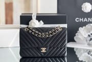 CLASSIC FLAP 25.5 × 15.5 × 6.5 cm GR LEATHER 玫红浅金扣-3582