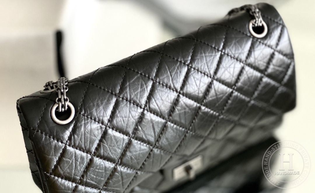 Chanel 2.55 28CM 牛皮 黑色古银扣