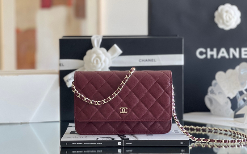 Chanel woc 12 × 19 × 4 cm 深酒红色浅金扣