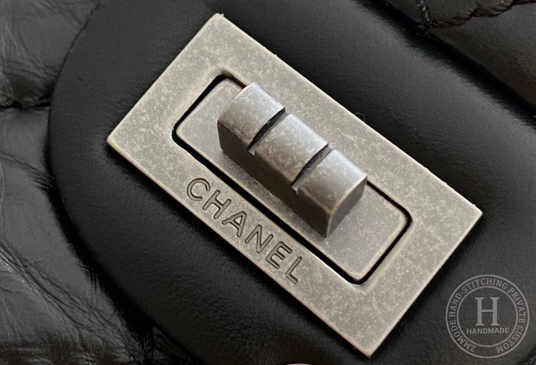 Chanel 2.55 28CM 牛皮 黑色古银扣