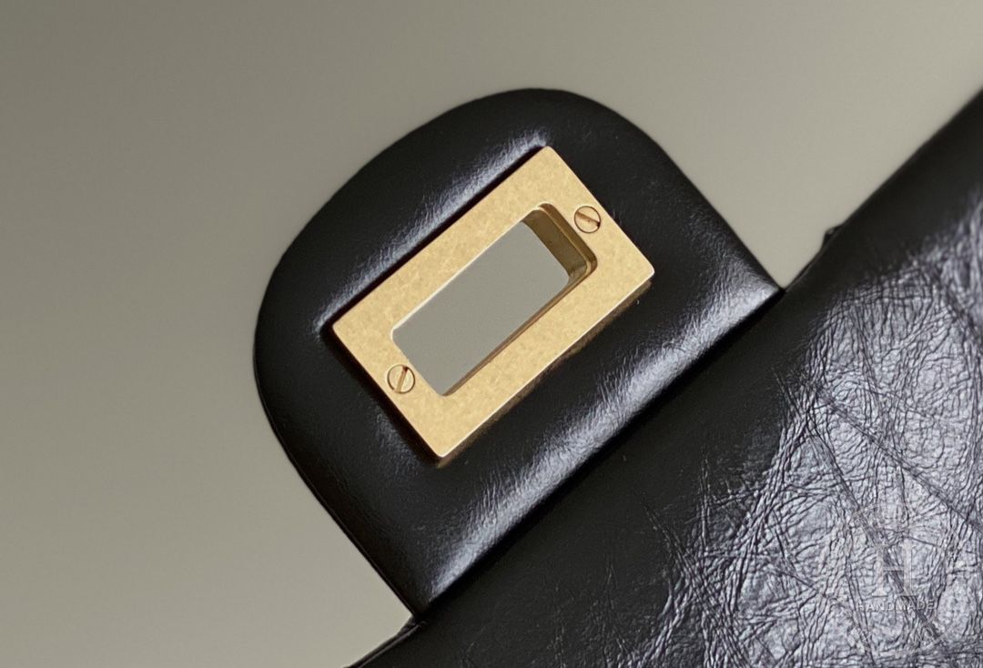 Chanel 2.55 28CM 牛皮 黑色砂金扣