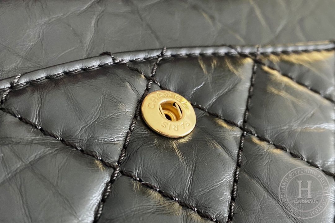 Chanel 2.55 28CM 牛皮 黑色古金扣