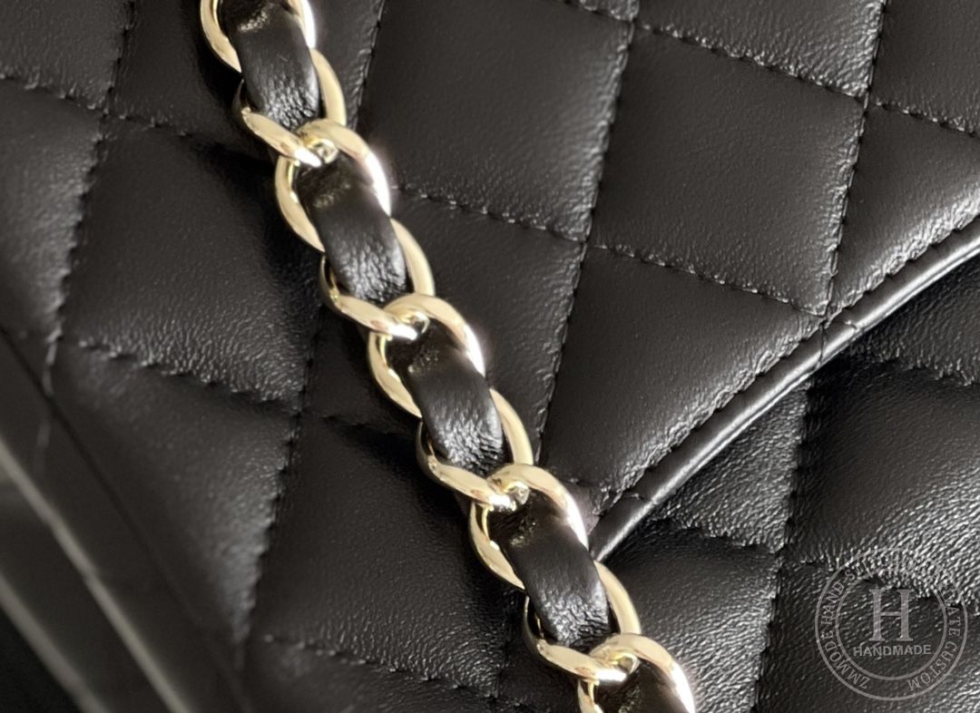 Mini Square Flap CLASSIC FLAP 13.5 × 17 × 8 cm GR羊皮 LEATHER 黑色浅金扣