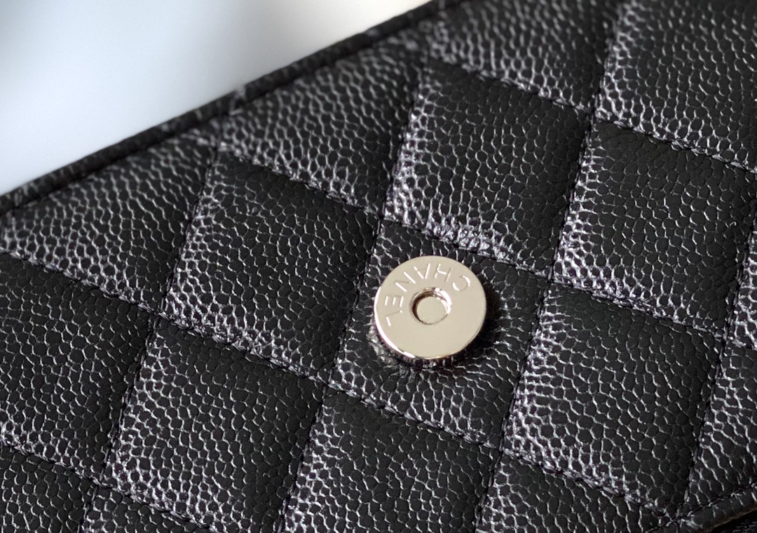 Chanel woc 12.3 × 19.2 × 3.5 cm 黑色 Chanel woc 12.3 × 19.2 × 3.5 cm 黑色