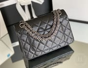 Chanel 2.55 mini 15.5 × 20× 6 cm 黑色单盖头 金扣-4200