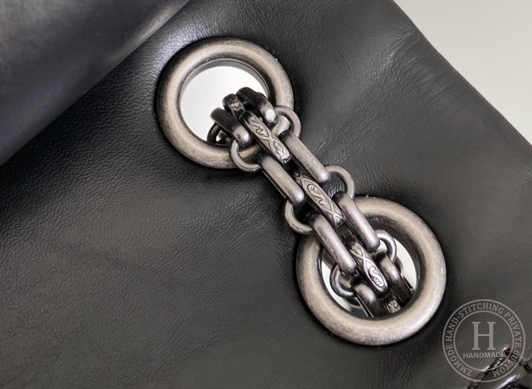 Chanel 2.55 28CM 牛皮 黑色古银扣