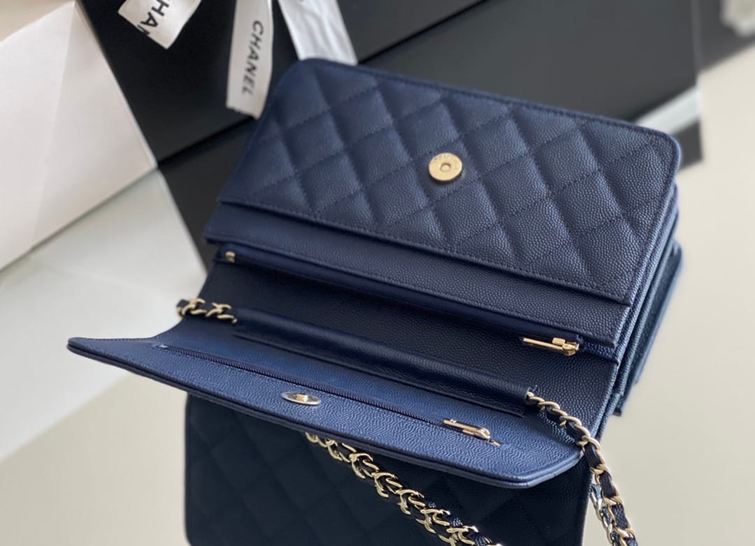 Chanel woc 12 × 19 × 4 cm 深酒红色浅金扣-4593
