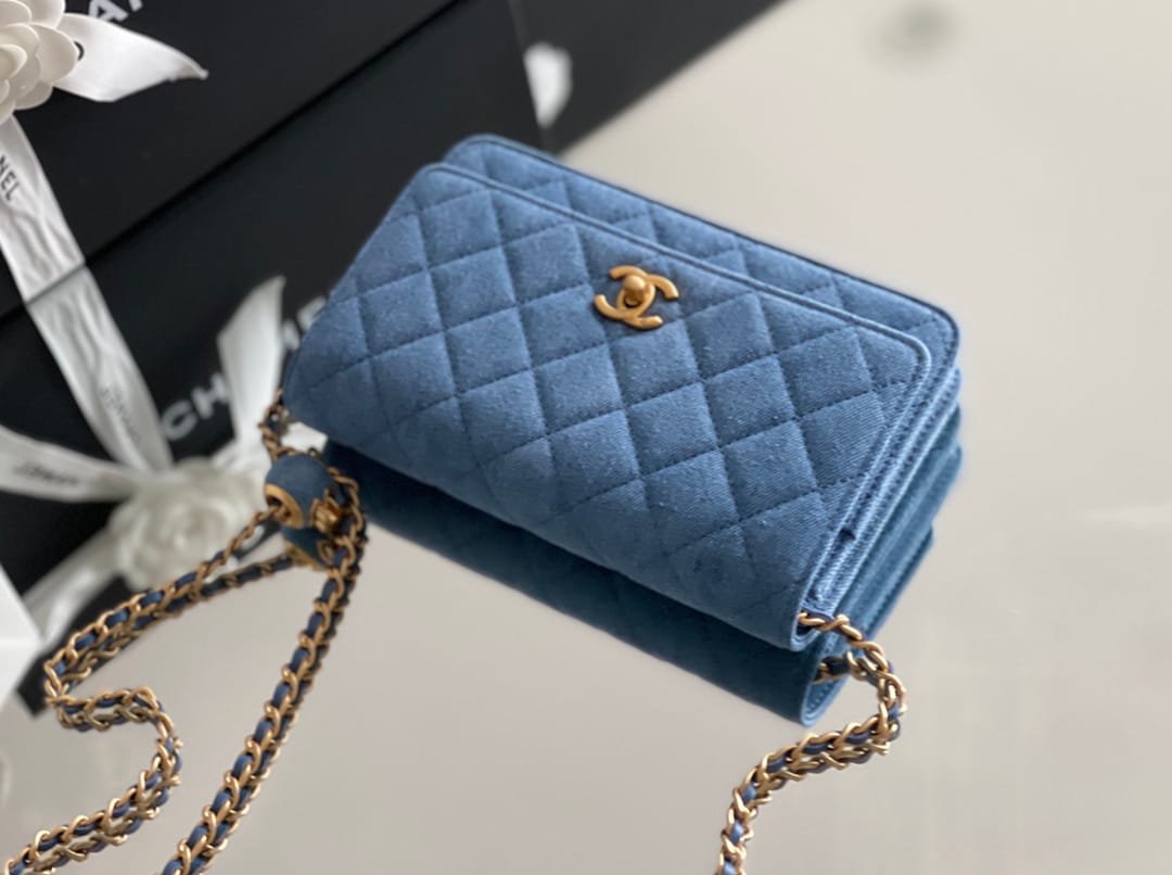 Chanel woc 12 × 19 × 4 cm 白色浅金扣-5320