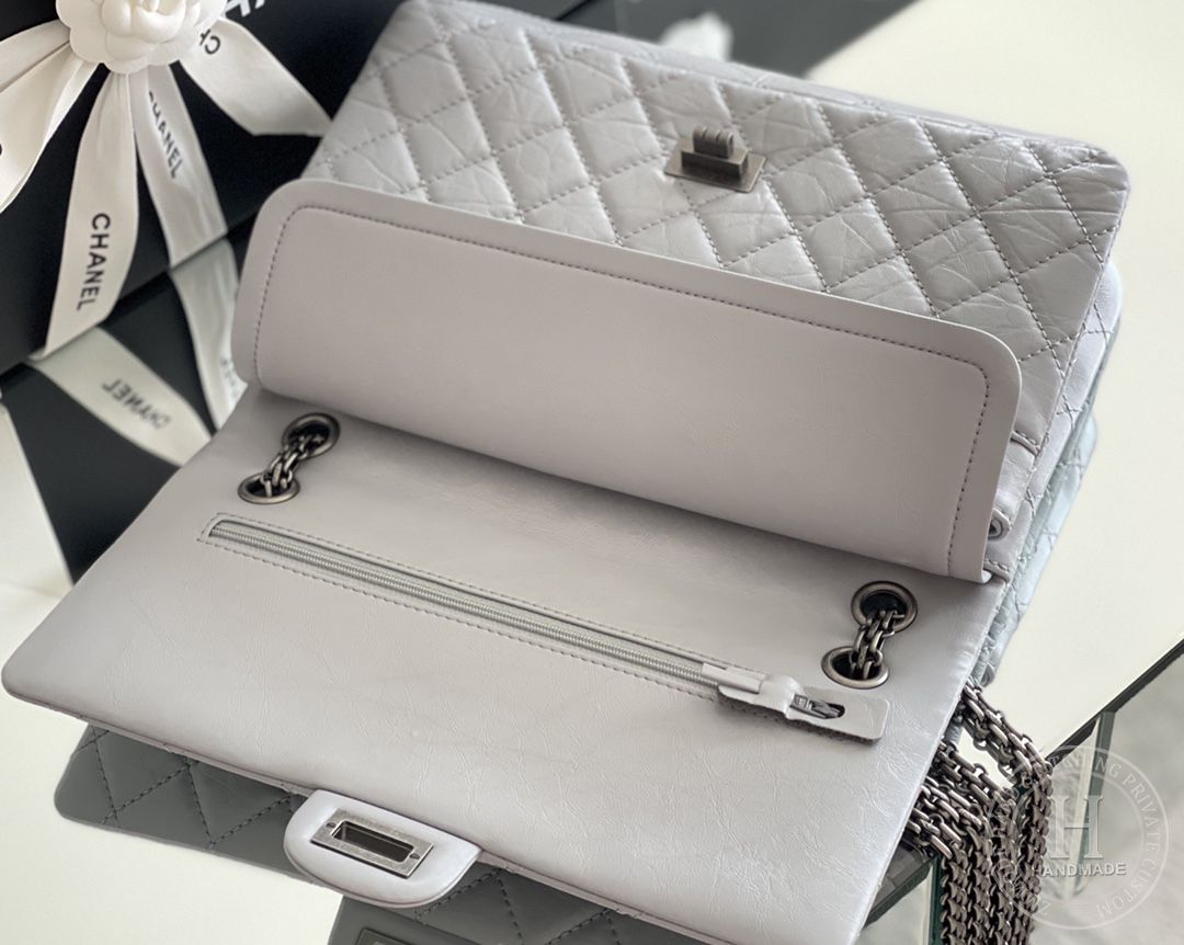 Chanel 2.55 28CM 牛皮 古银银扣 Chanel 2.55 28CM 牛皮 古银银扣