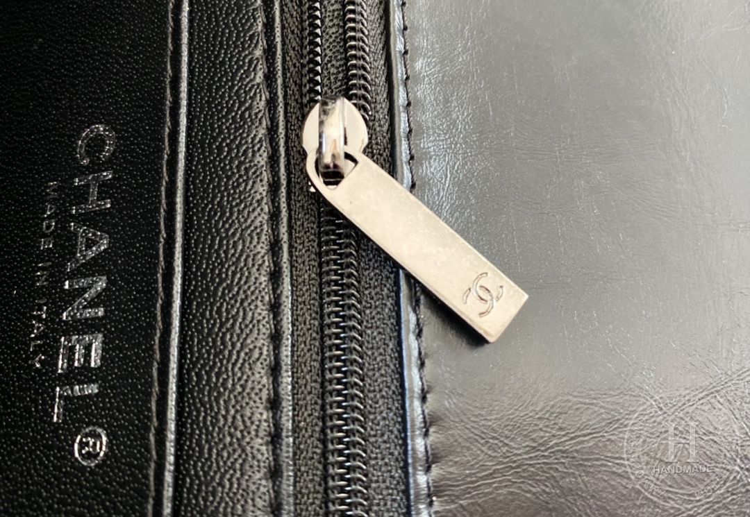 Chanel 2.55 mini 15.5 × 20× 6 cm 黑色单盖头 银扣