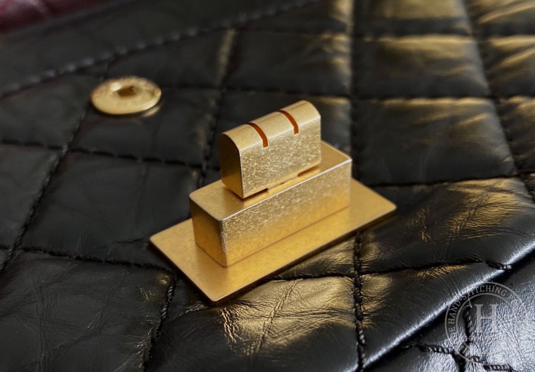 Chanel 2.55 28CM 牛皮 黑色古金扣
