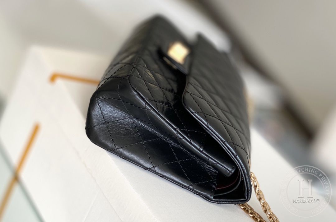 Chanel 2.55 28CM 牛皮 黑色古金扣