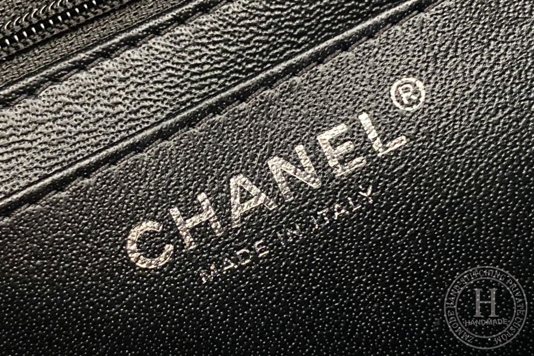 Chanel 2.55 mini 15.5 × 20× 6 cm 黑色单盖头 银扣