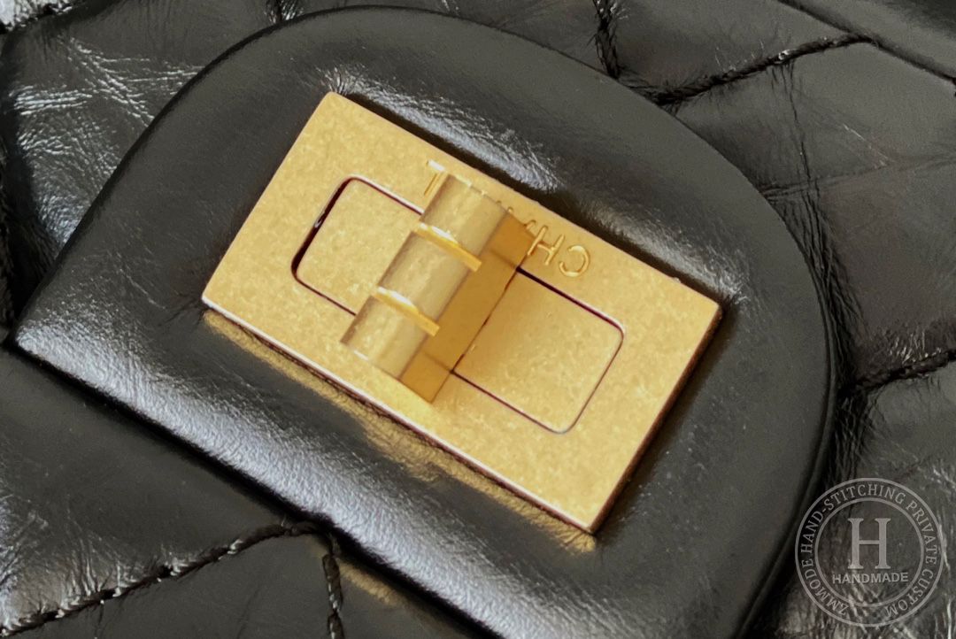 Chanel 2.55 28CM 牛皮 黑色古金扣