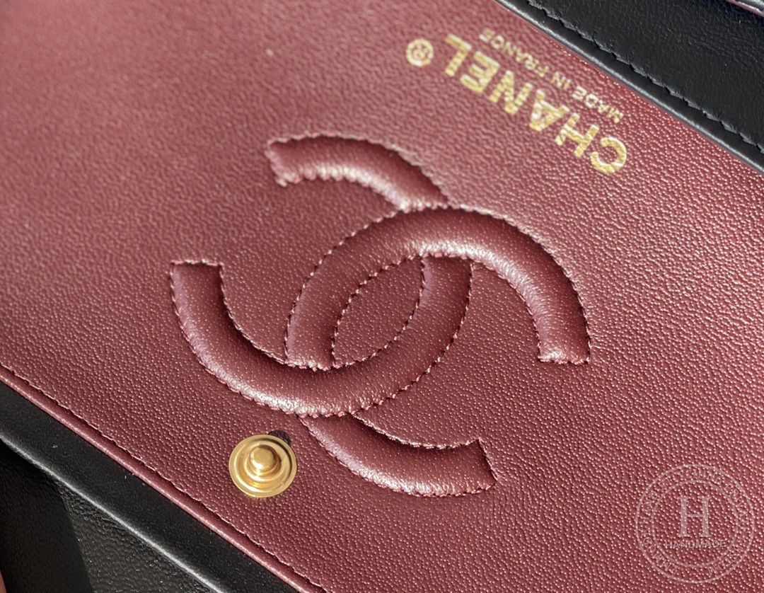 CLASSIC FLAP 23× 14.5 × 6 cm GR羊皮LEATHER 黑色金扣 CLASSIC FLAP 23× 14.5 × 6 cm GR羊皮LEATHER 黑色金扣