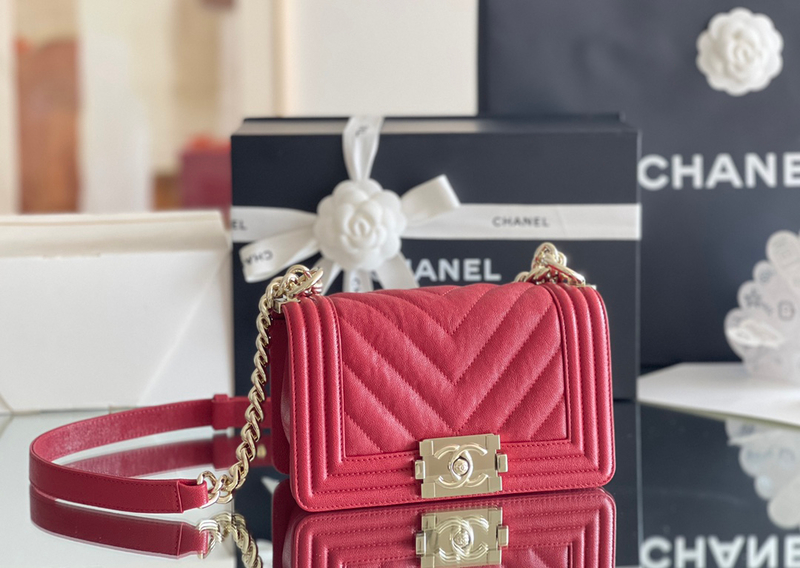 Chanel Leboy-25× 14.5×8cm V纹Red 浅金扣-2585