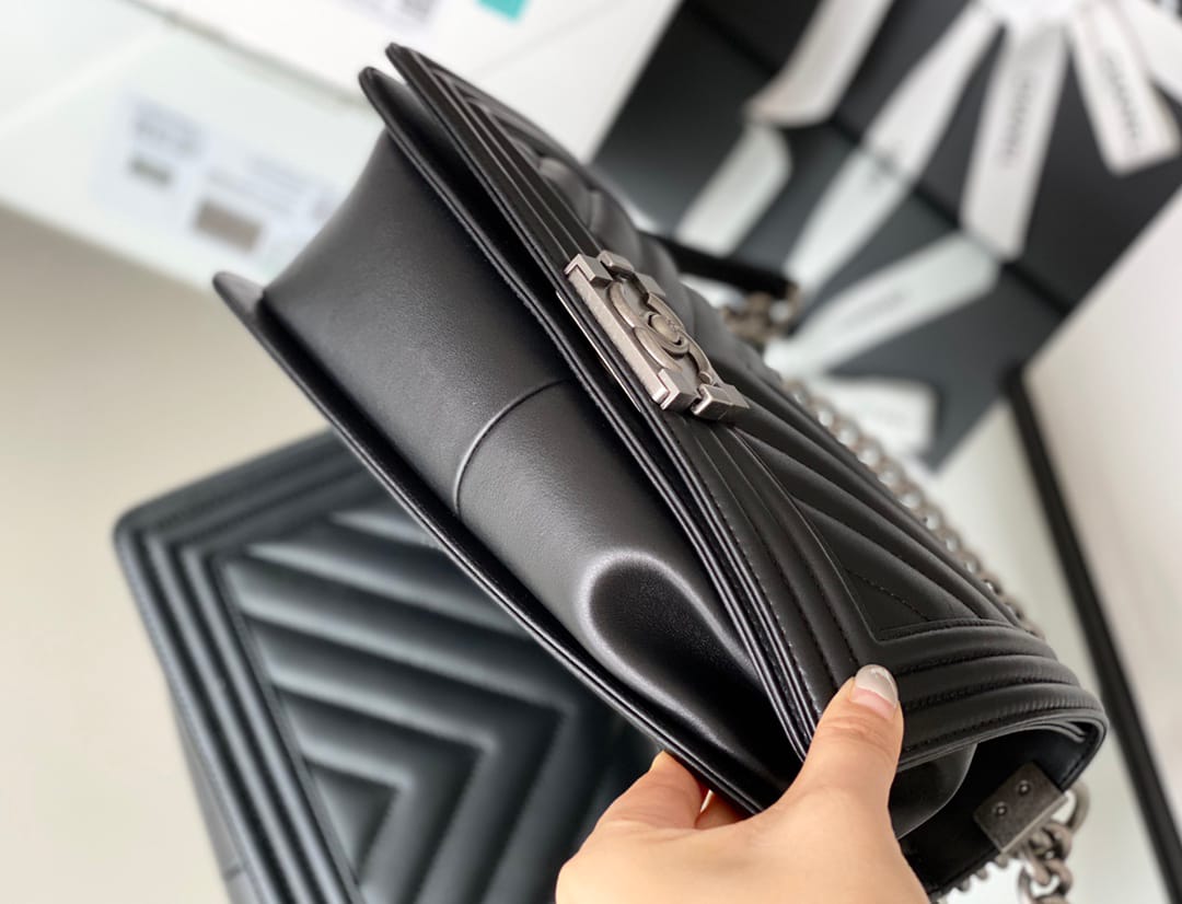 Chanel Leboy 25×14.5×8cm V纹Black 银扣-0644