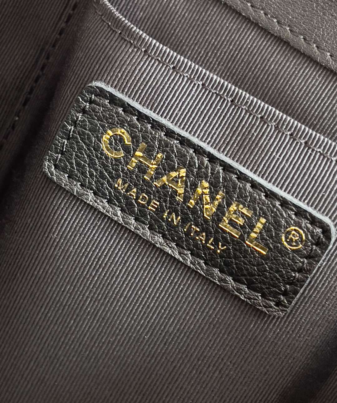 Chanel Duma 25× 22×18cm black