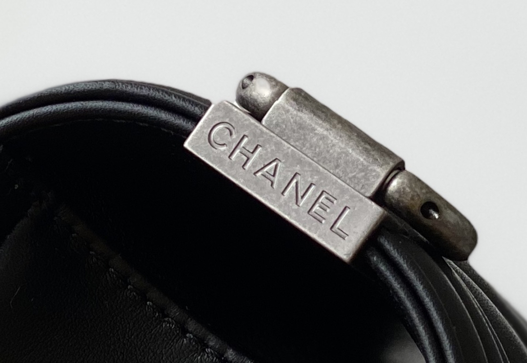 Chanel Leboy 25×14.5×8cm V纹Black 银扣 Chanel Leboy 25×14.5×8cm V纹Black 银扣